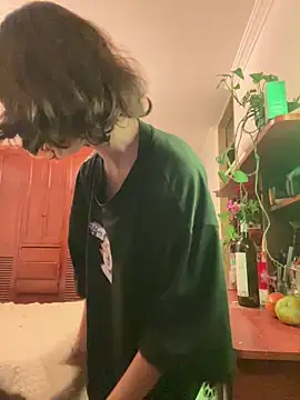 Snapshot of wildflower_sex chatting on December 19, 6:53 am wildflower sex online show from December 19, 6:53 am