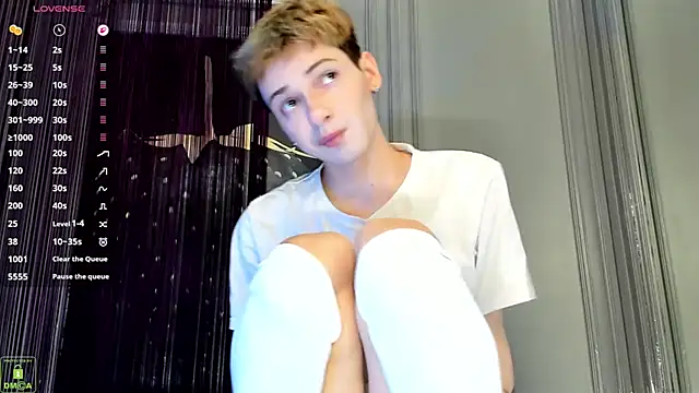 ColeStorm online show from December 2, 4:40 am