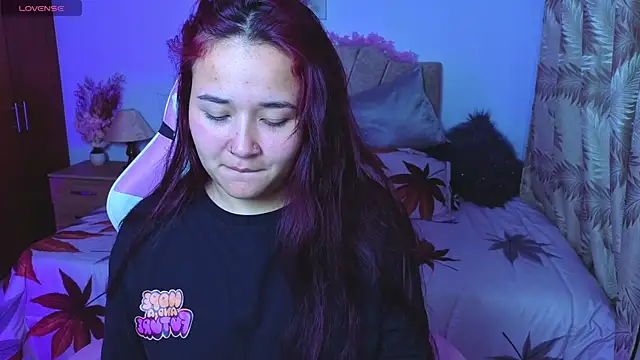 Snapshot of Leakitten chatting on October 15, 1:28 am Leakitten online show from October 15, 1:28 am