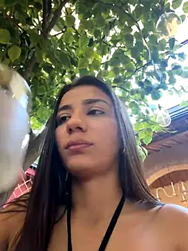 -juicy  online show from November 13, 9:58 pm