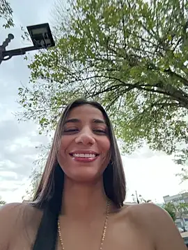 -juicy  online show from January 18, 10:46 pm