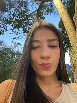 -juicy  online show from March 6, 11:12 pm