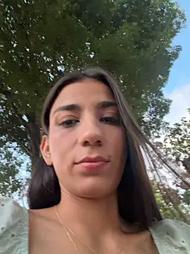 Snapshot of -juicy_ chatting on July 17, 11:20 pm -juicy online show from July 17, 11:20 pm