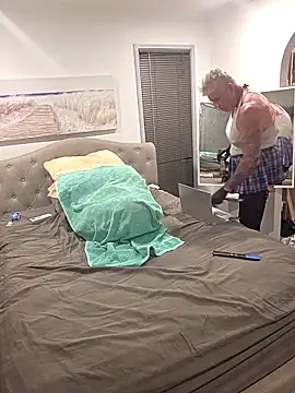 iamthepublickmasterbater online show from December 3, 3:54 pm