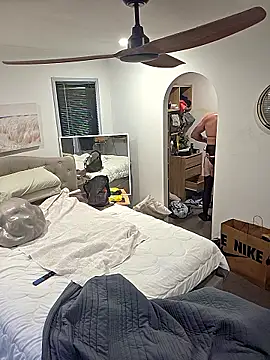 iamthepublickmasterbater online show from January 11, 7:02 am