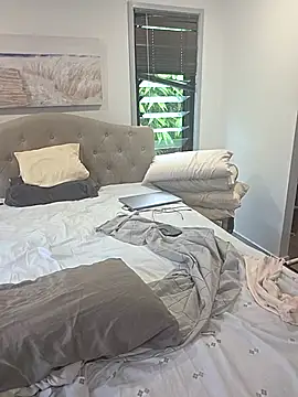 iamthepublickmasterbater online show from February 12, 11:00 pm