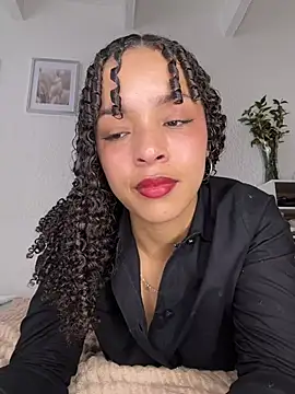 Yasmin777  online show from June 11, 5:22 pm