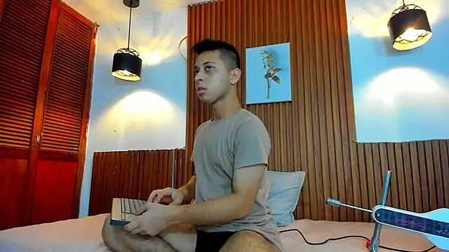 David niet online show from November 8, 6:07 pm