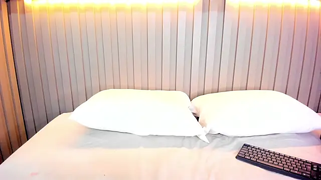 natalyWilliams online show from October 24, 12:56 pm