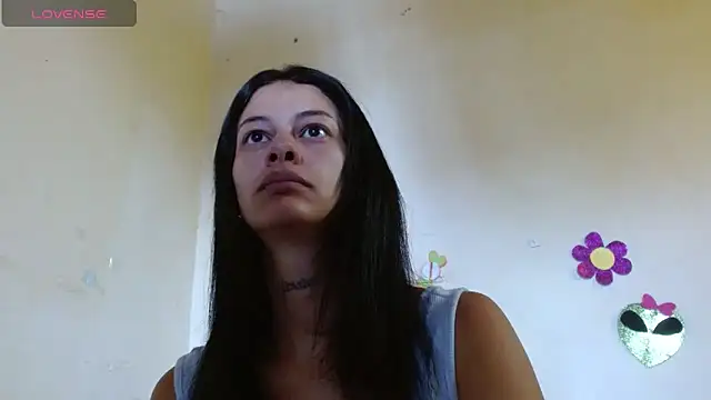 Snapshot of Akasha001 chatting on November 12, 12:16 pm Akasha001 online show from November 12, 12:16 pm