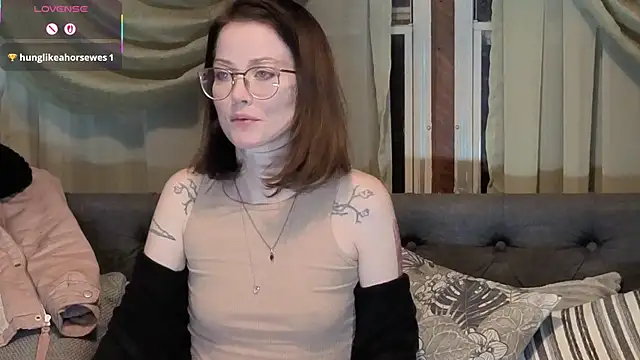 Snapshot of kohlbird chatting on November 12, 1:50 am kohlbird online show from November 12, 1:50 am