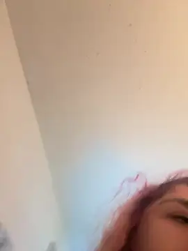 1n0nlythroat online show from May 5, 9:45 pm