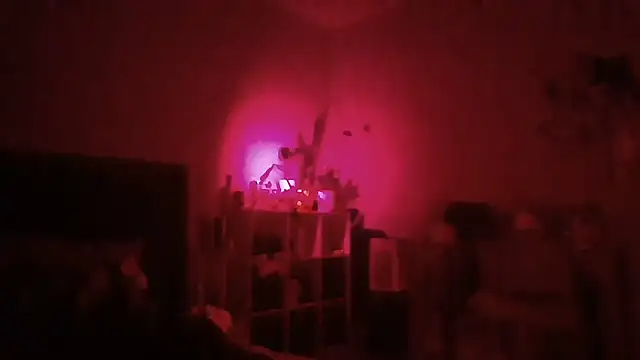 1n0nlythroat online show from May 16, 1:02 am