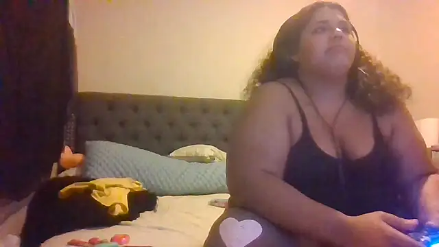 1n0nlythroat online show from May 29, 4:43 am