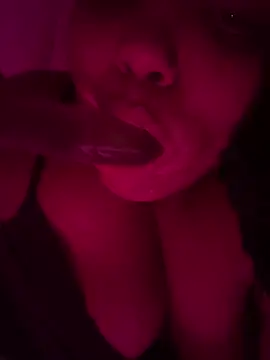 1n0nlythroat online show from June 24, 11:42 am