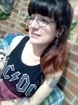 Snapshot of _Alaskamisa chatting on December 5, 3:59 am Alaskamisa online show from December 5, 3:59 am