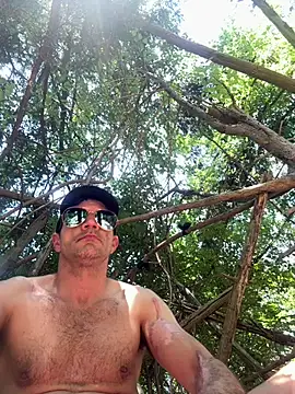 Snapshot of cloudsnfun chatting on June 4, 4:57 pm cloudsnfun online show from June 4, 4:57 pm