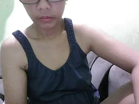 HotLadyPinay32 online show from May 1, 10:25 pm