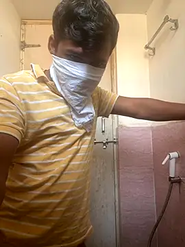 Snapshot of omkarcoll chatting on November 12, 5:41 am omkarcoll online show from November 12, 5:41 am