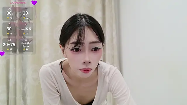 Snapshot of tuantuanle chatting on July 8, 5:06 pm tuantuanle online show from July 8, 5:06 pm