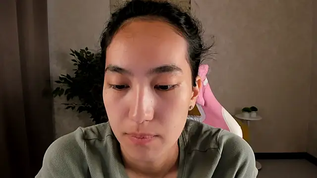 FlirtyAura online show from June 26, 3:22 am