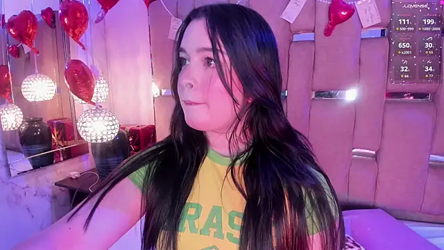 KateLee online show from February 17, 5:26 am