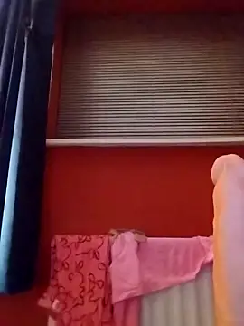 Sophrob96x online show from March 5, 8:05 pm