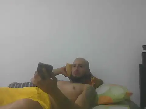 Jorme23 online show from May 12, 9:34 pm