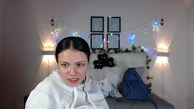 Megan 05  online show from February 2, 7:01 pm