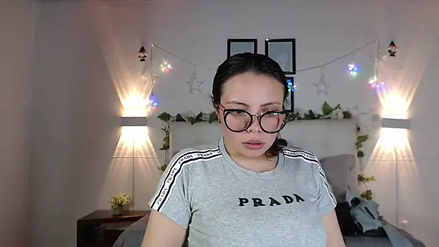 Megan 05  online show from March 8, 6:55 pm