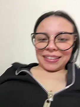 Megan 05  online show from April 26, 1:53 pm