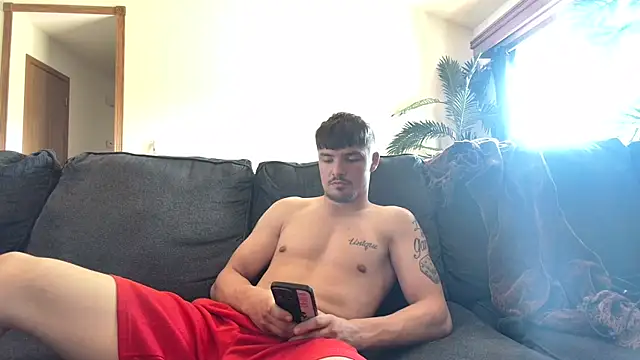 derekmontana2 online show from May 26, 7:54 pm