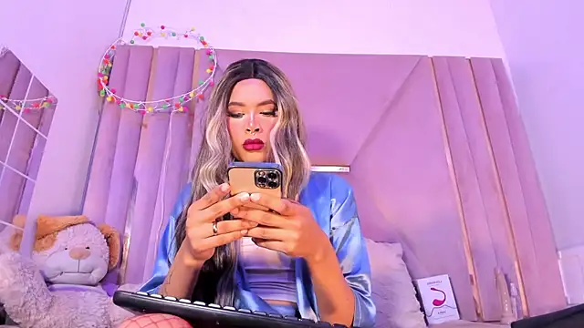 jazmin waked online show from February 20, 3:58 am