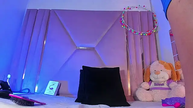 jazmin waked online show from May 1, 5:12 am