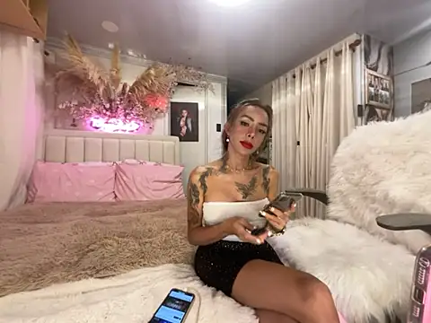 EvianaEvans online show from February 21, 8:10 pm