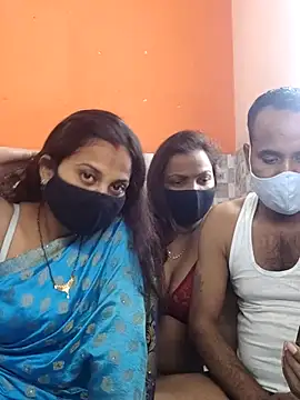 hot plak online show from November 18, 4:55 pm