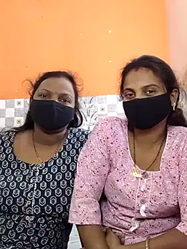 hot plak online show from December 4, 5:32 pm