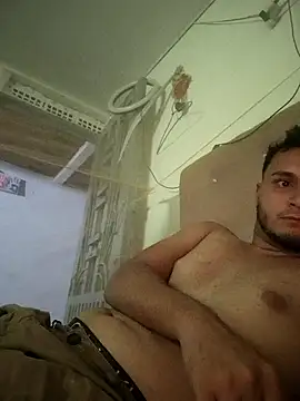 Snapshot of Hotguys111 chatting on September 19, 6:04 am Hotguys111 online show from September 19, 6:04 am