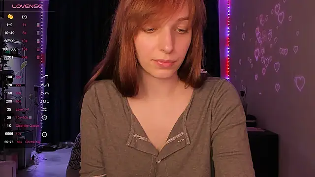 elilybby online show from February 12, 12:55 pm