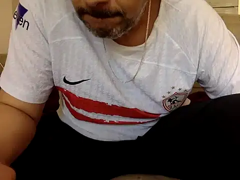 CaiBull online show from April 22, 9:01 am