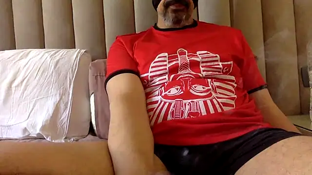 Snapshot of CaiBull chatting on June 13, 6:44 am CaiBull online show from June 13, 6:44 am