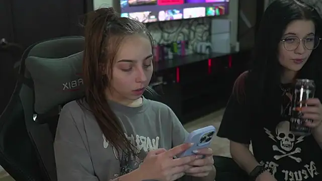 lis silver online show from October 14, 3:35 pm