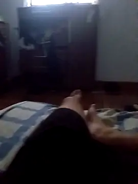 Snapshot of safadinhoo007 chatting on November 19, 10:15 am safadinhoo007 online show from November 19, 10:15 am