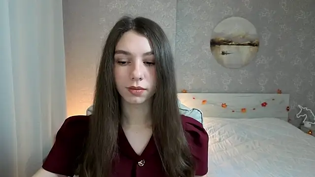 KellyShines online show from December 1, 9:36 am