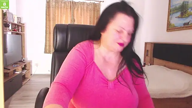 Snapshot of KendraSecrets chatting on November 26, 1:45 pm KendraSecrets online show from November 26, 1:45 pm