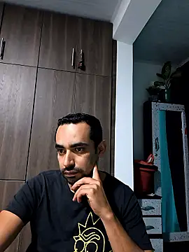 Snapshot of stivenlujan69 chatting on January 9, 10:55 pm stivenlujan69 online show from January 9, 10:55 pm