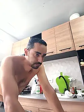 Snapshot of stivenlujan69 chatting on January 13, 6:02 pm stivenlujan69 online show from January 13, 6:02 pm