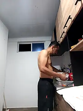 Snapshot of stivenlujan69 chatting on February 11, 1:10 am stivenlujan69 online show from February 11, 1:10 am