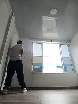 Snapshot of stivenlujan69 chatting on February 23, 3:09 pm stivenlujan69 online show from February 23, 3:09 pm