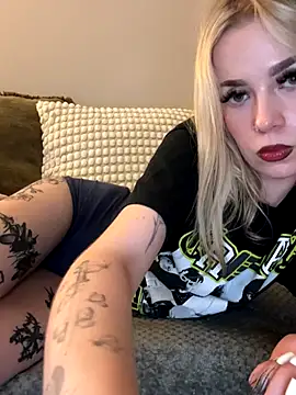 Snapshot of marnemzavar444 chatting on September 27, 8:36 pm marnemzavar444 online show from September 27, 8:36 pm